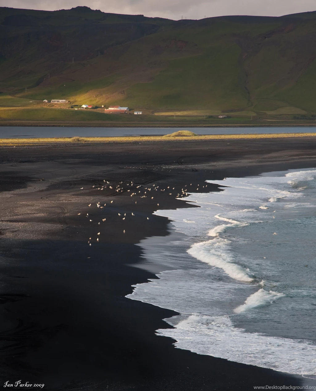 Evanescent Light : Iceland   Sea