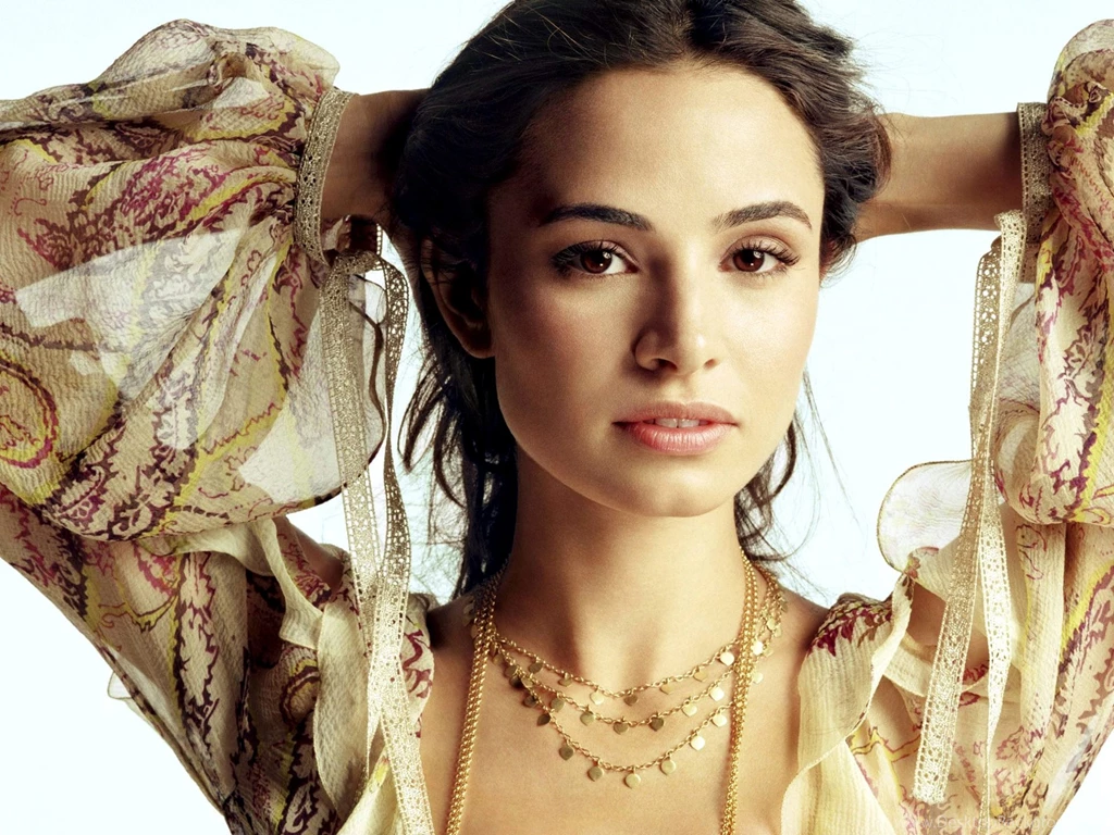 Mia Maestro HD Wallpapers And Backgrounds