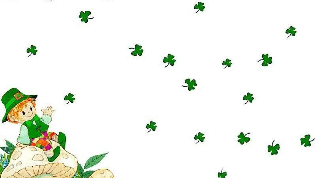 FLOATING SHAMROCK S WALLPAPER (