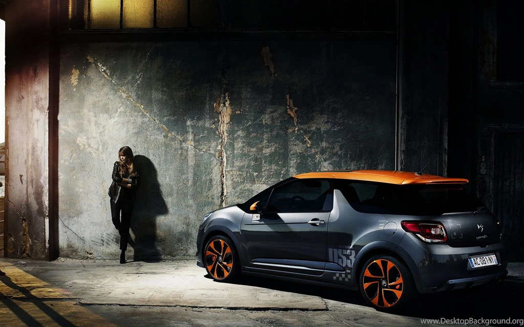 Download Women Cars Wallpapers 1920x1200