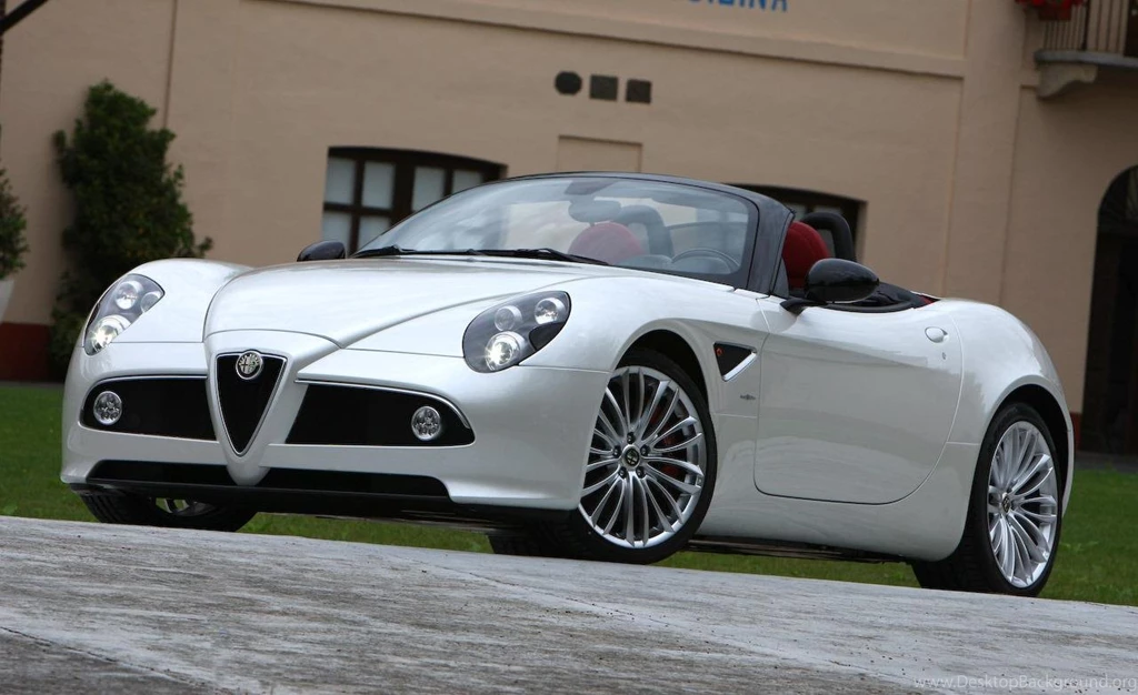 Alfa Romeo 8c White