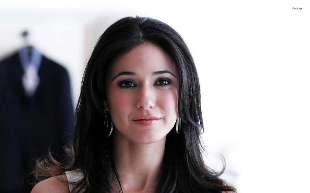 Fonds D'écran Emmanuelle Chriqui   Page 3