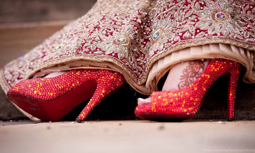 New Fashion Arrivals: Latest Bridle Red Shoes 2014 & 2015 Hd Wallpapers