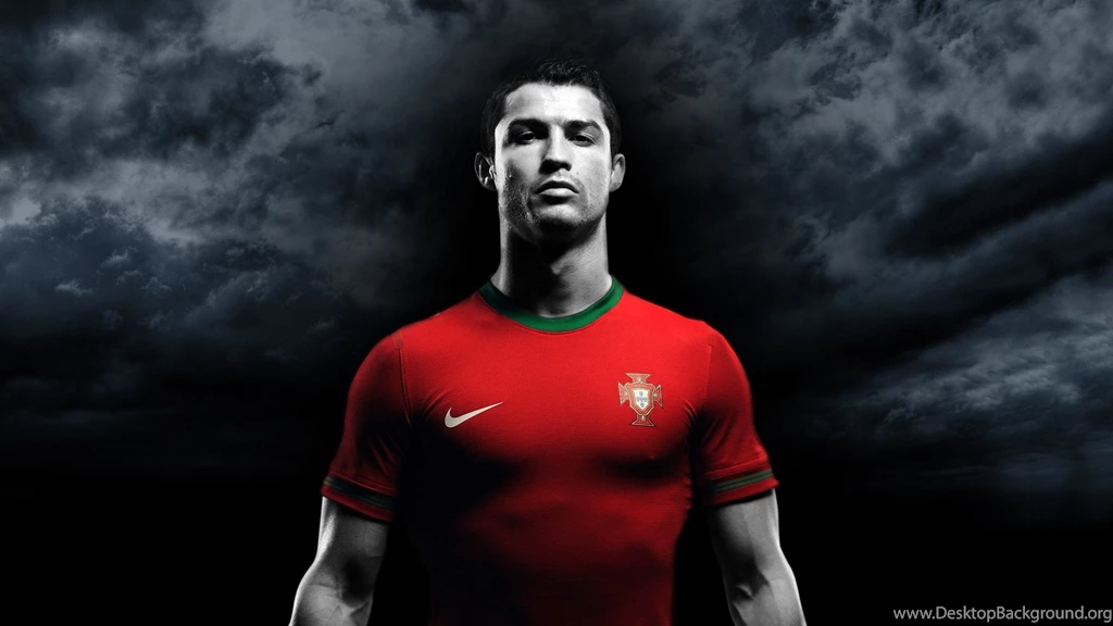Cristiano Ronaldo, Real Madrid, Football Player, Look, Red ...