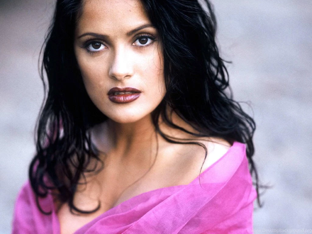 Salma Hayek HD Desktop Wallpapers