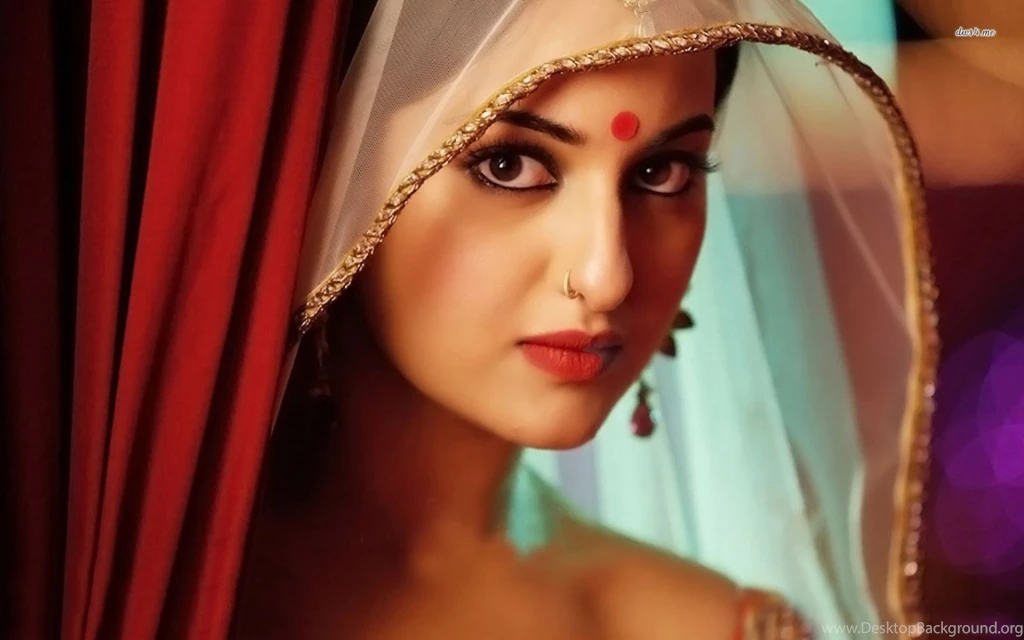 Sonakshi Sinha Rare & Beautiful HD Wallpapers Collection ~ Facts N ...