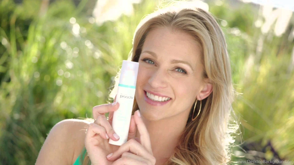 Andrea Joy Cook HD Images