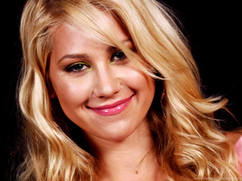 Anna Kournikova 0100 1600X1200 Wallpapers World Wallpapers Collection