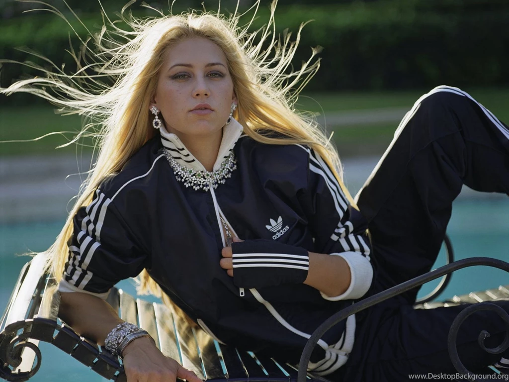 Anna Kournikova 0103 1600X1200 Wallpapers World Wallpapers Collection