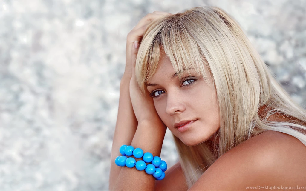 19570 Women HD Wallpapers