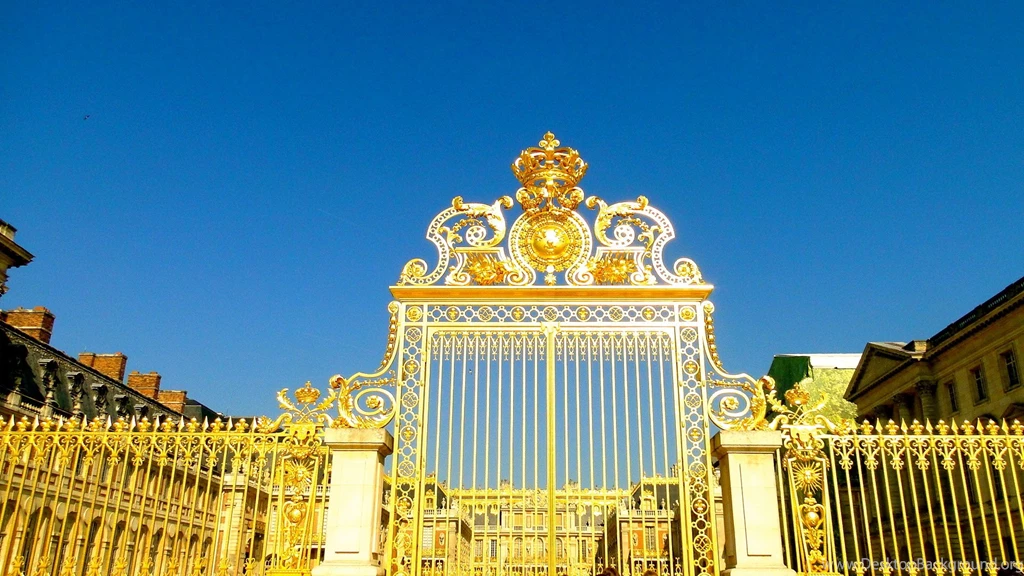 CHATEAU De VERSAILLES Palace France French Building Fence Gate ...