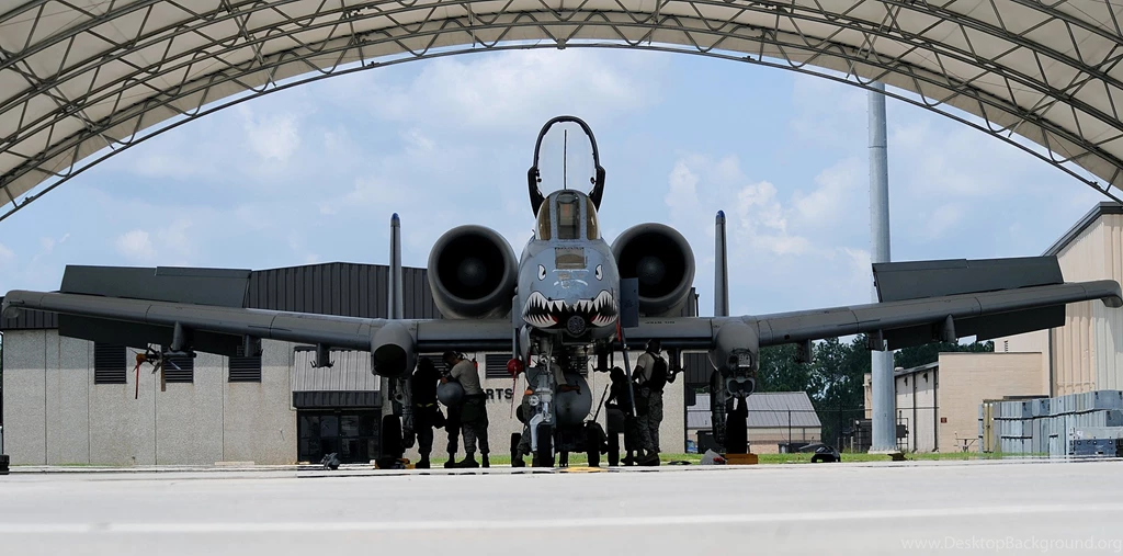 A 10 Bomber Jet Fighter Bomb Military Airplane Plane Thunderbolt ...