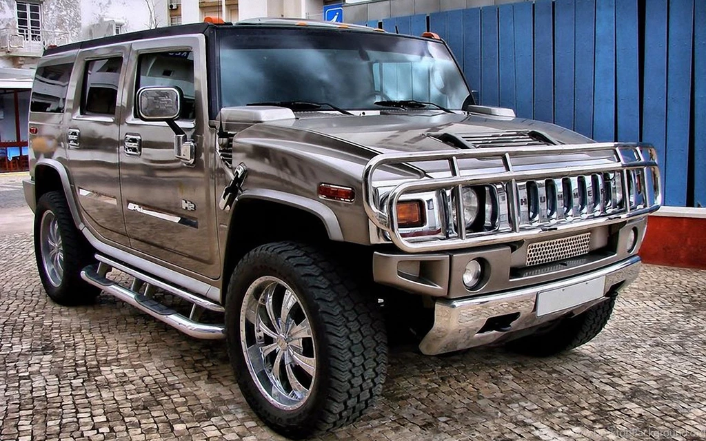 Hummer H2 2015