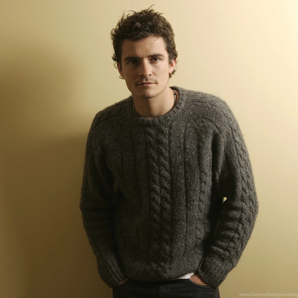 Download Wallpapers 2048x2048 Orlando Bloom, Actor, Male, Sweater ...