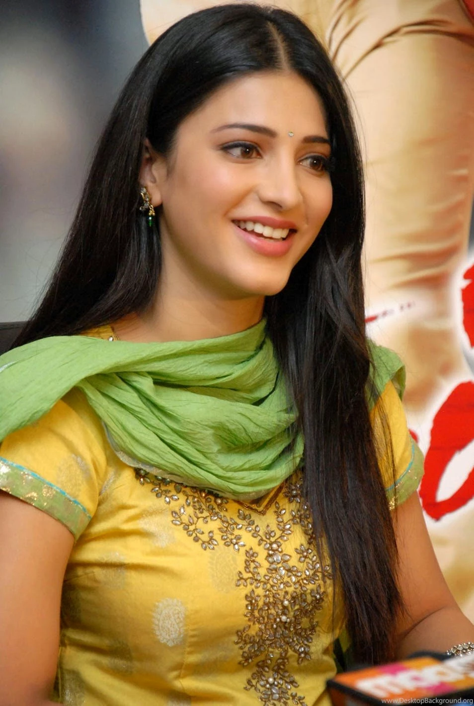 Top 30 Shruti Hasan Hot HD Wallpapers Sexy Potos HD Art Wallpapers