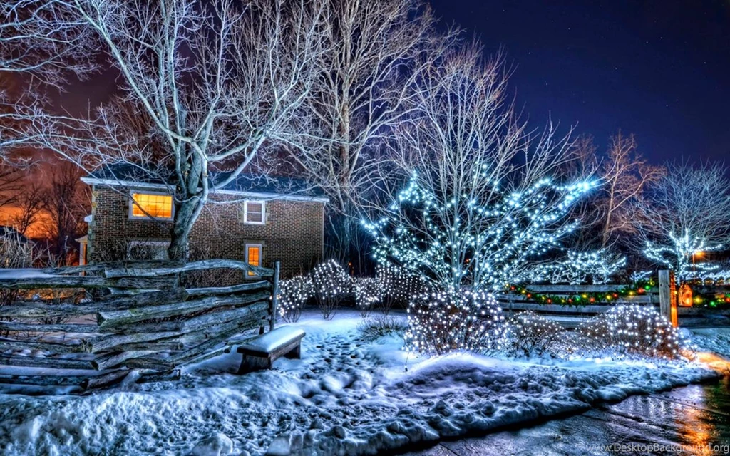 CHRISTMAS LIGHTS WALLPAPER (