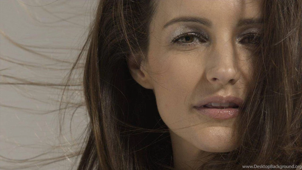 Kristin Davis Wallpapers (