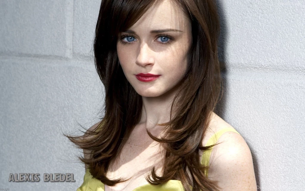 Alexis Bledel Wallpapers High Resolution And Quality Download