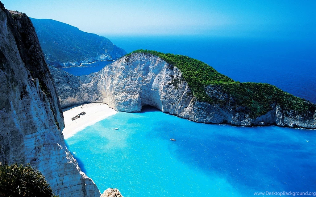 Download The Blue Beach Bluff Wallpaper, Blue Beach Bluff iPhone ...