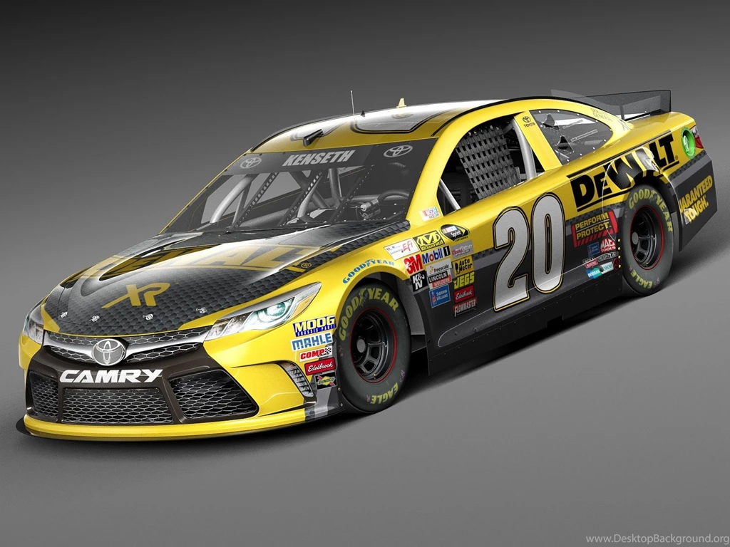 Nascar Toyota Camry DeWalt Matt Kenseth 2015 Squir