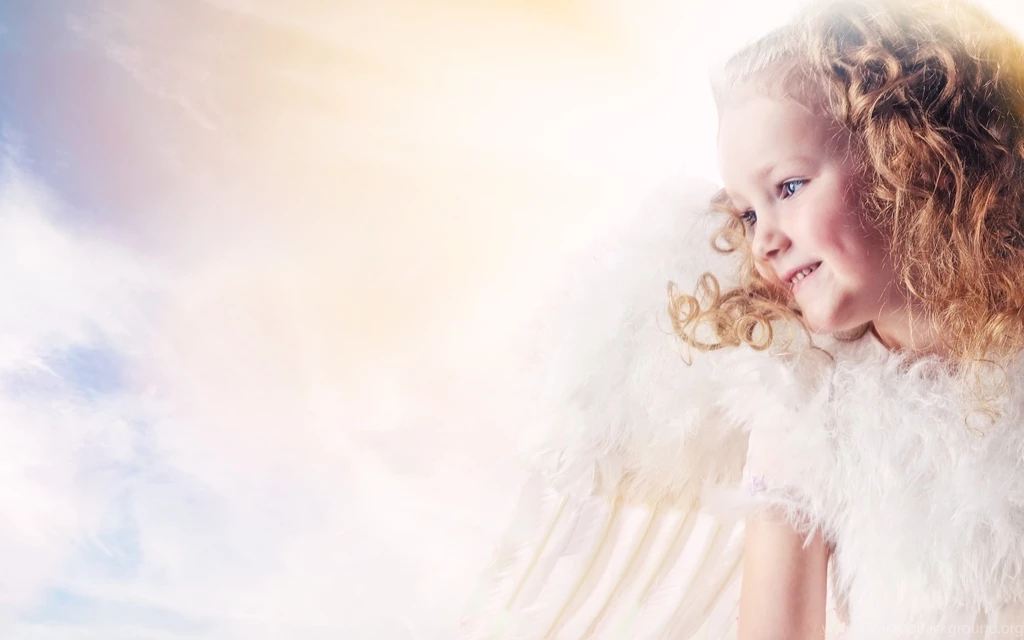 Beautiful Little Angel Girl Wallpapers   2560x1600   669020