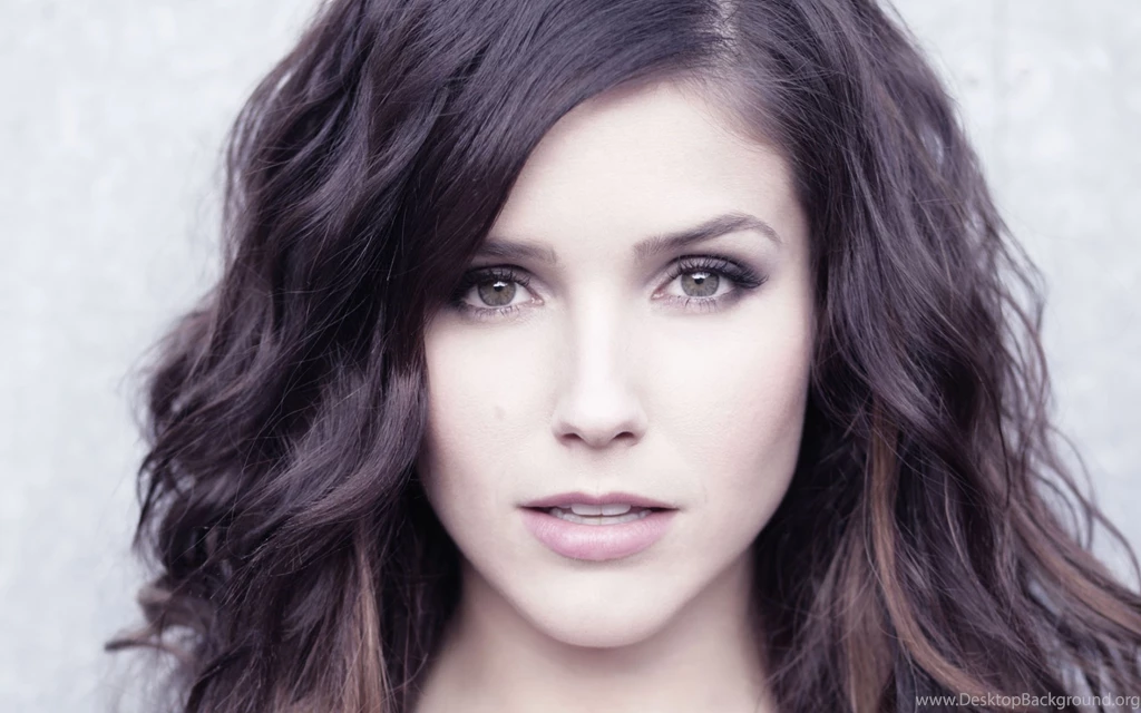 90 Sophia Bush HD Wallpapers