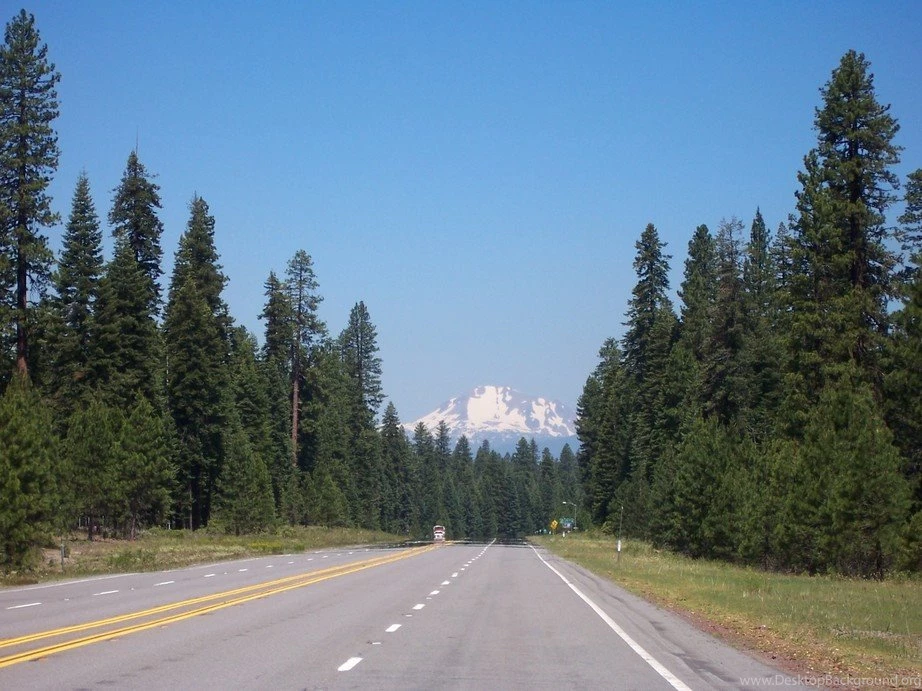Greenville, CA : Street Scene Mt. Lassen In Backgrounds Photo ...