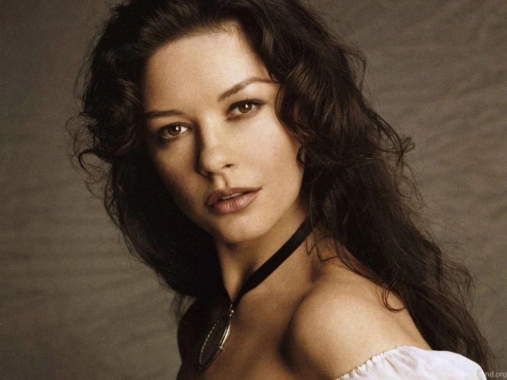 Catherine Zeta Jones Wallpapers