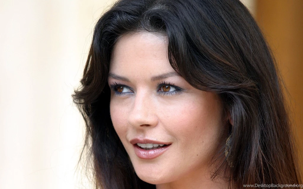 HD Catherine Zeta Jones Wallpapers