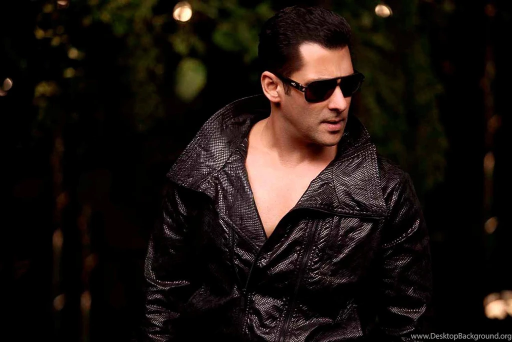 Handsome Actor Salman Khan With Black Jacket And Goggles HD Photo ...