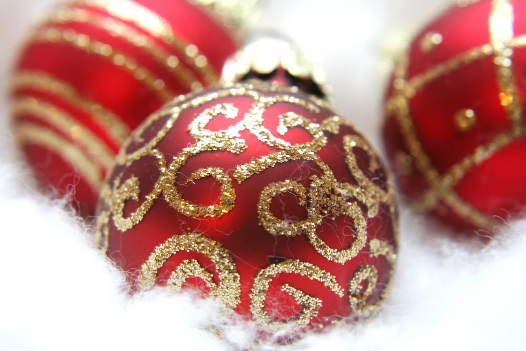 Family Christmas Ornaments wallpapers