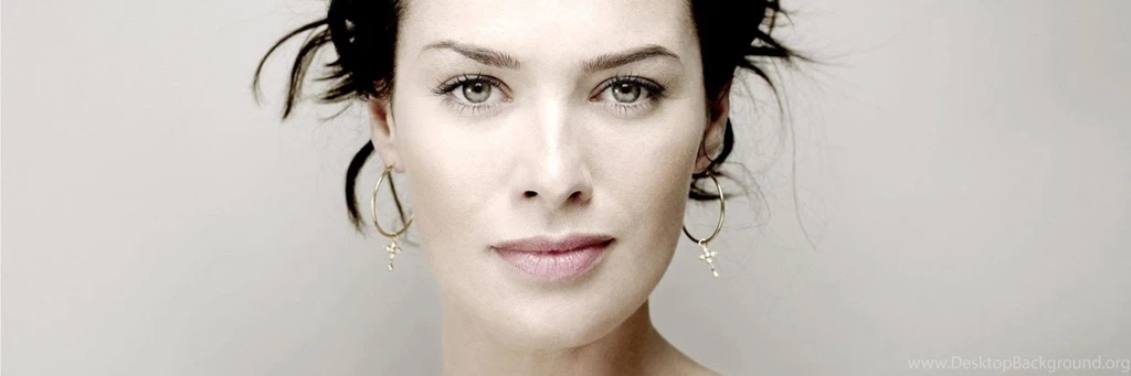 Download Lena Headey Portrait HD Wallpapers For Twitter Header ...