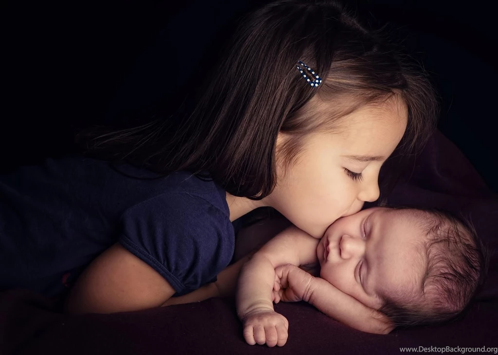 Children Girl Child Love Affection Kiss Mood Wallpapers
