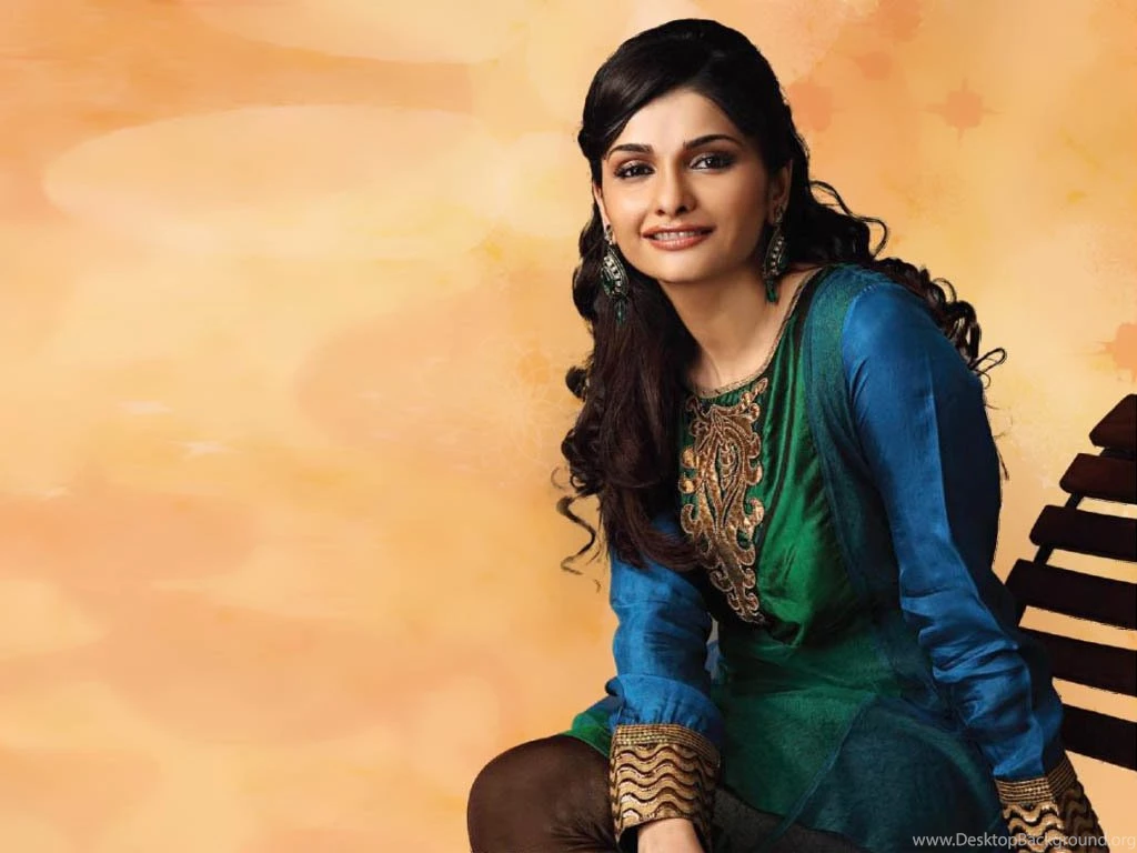 Prachi Desai Hot And Bold Wallpapers HD