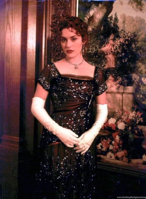 Kate Winslet In Titanic Without Dress
