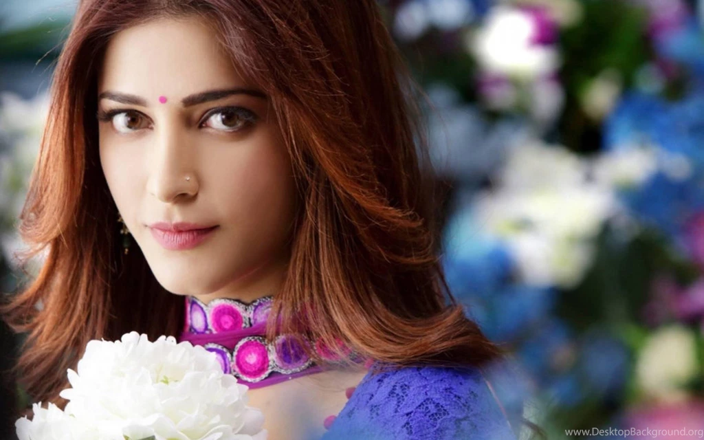 Shruti Hassan Close Up Indian Celebrity Photo For Wallpapers