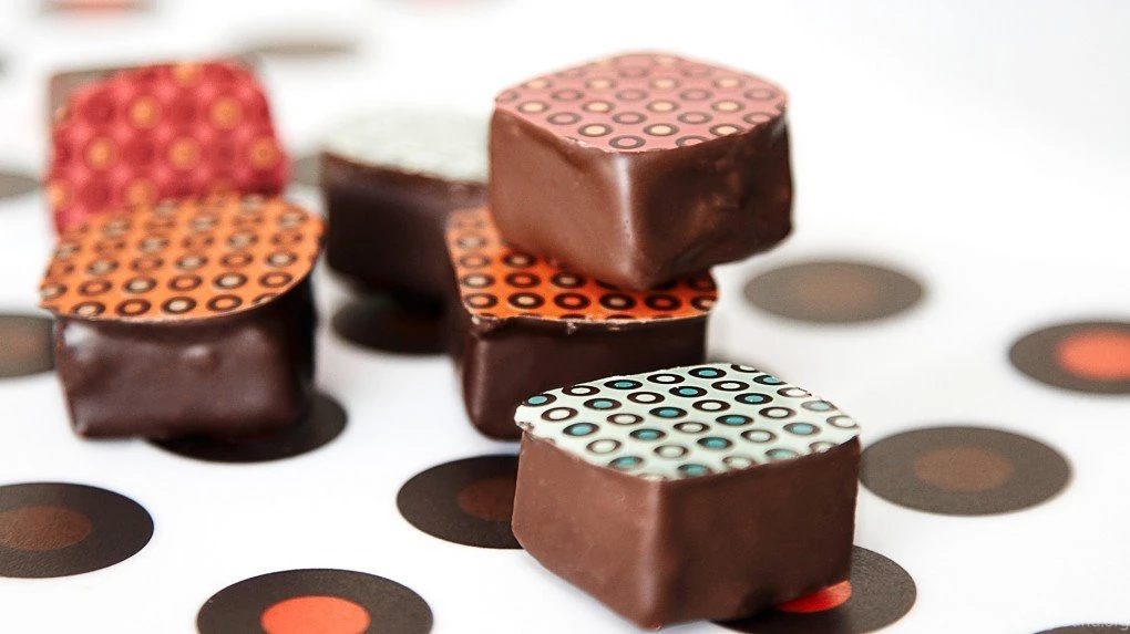 Chocolates Wallpapers 20 Hd Wallpapers Hivewallpaper.com