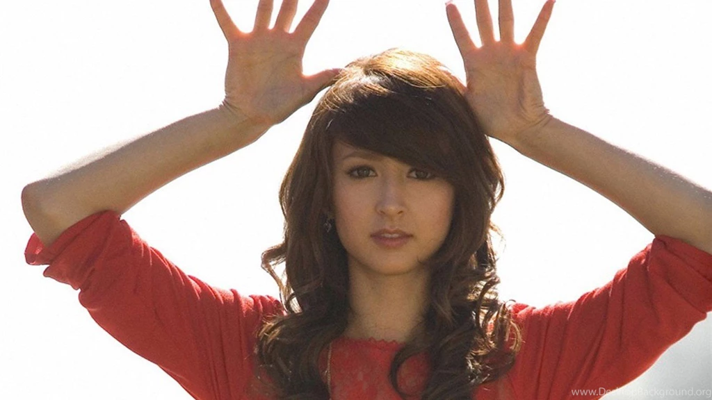 Leah Dizon Wallpapers Album