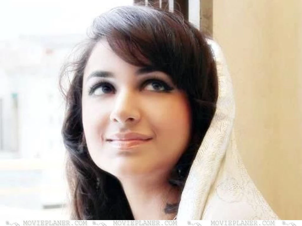 Yumna zaidi pakistani models tv actress most sexy photos new ...