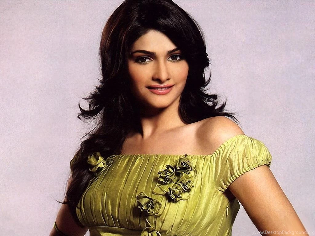 Tv Actress Prachi Desai Green Top Less Deress HD Wallpapers & Bac