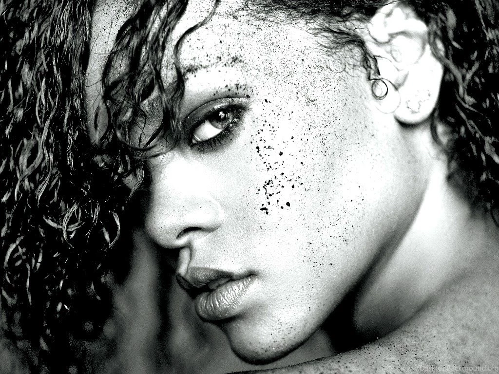Rihanna Wallpapers Collection (44+)