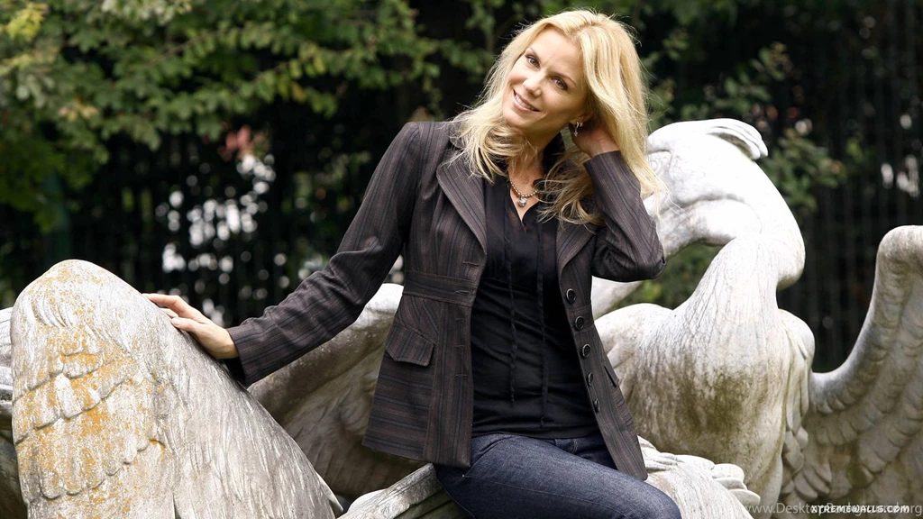 Katherine Kelly Lang 1600x900 High Resolution Wallpapers