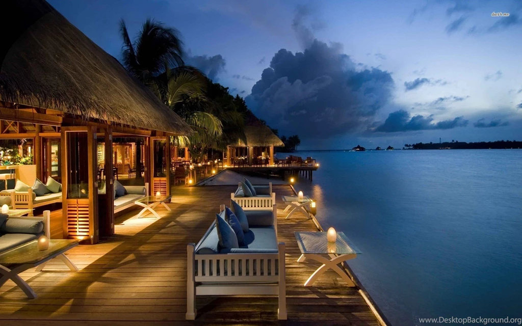 Island Beach House Wallpaper.