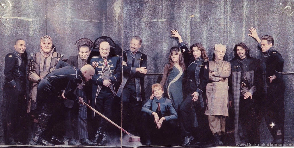 2473x1247px Babylon 5