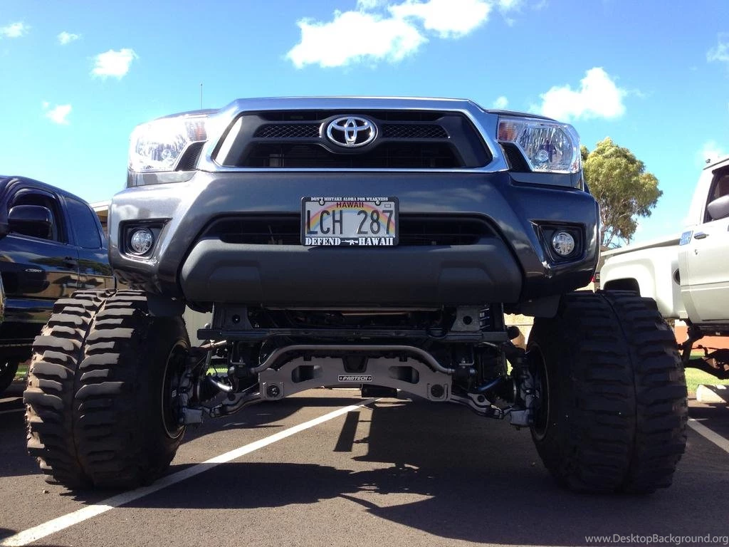 Nissan Frontier 2014 Lifted Image