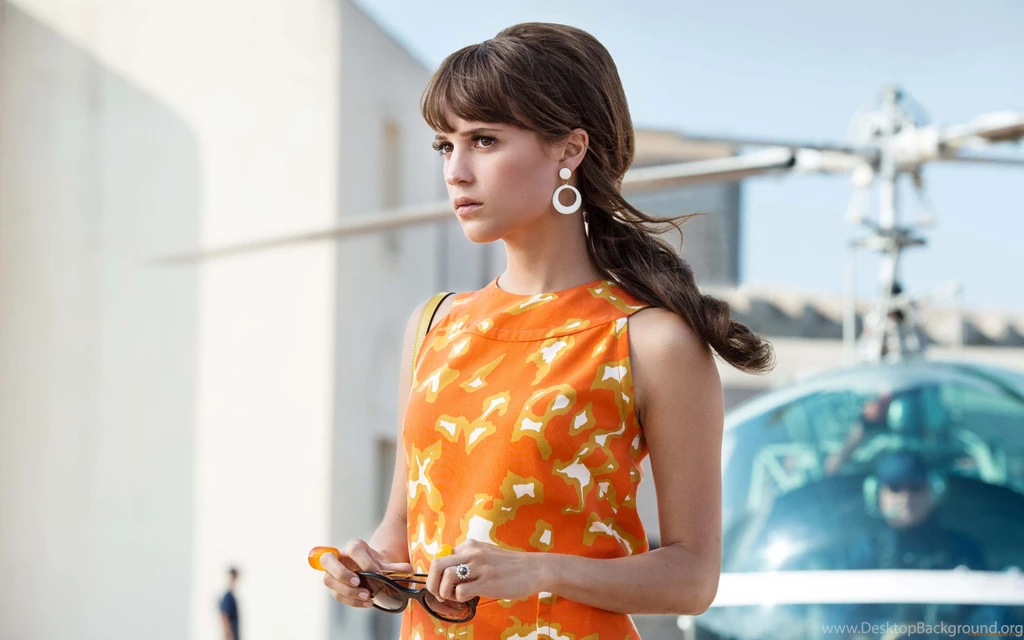 Alicia Vikander HD Wallpapers