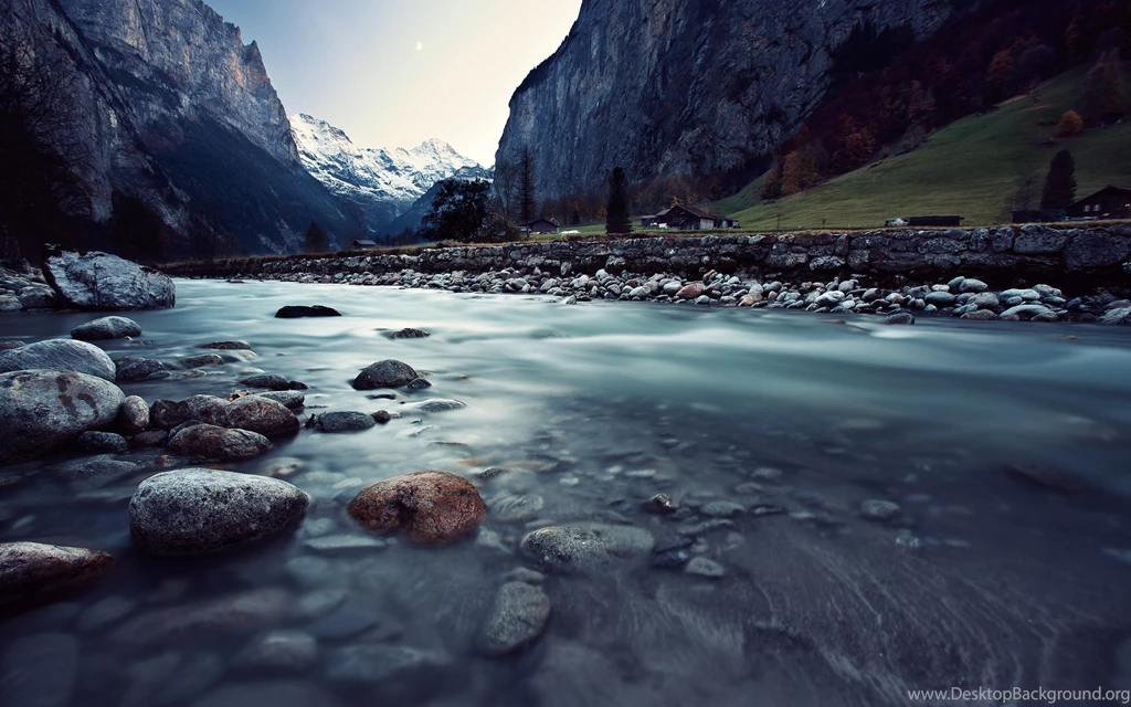 Daily Wallpaper: Mountain River