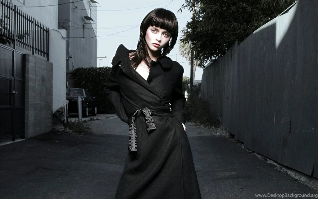 Christina Christina Ricci Wallpapers (6627100) Fanpop