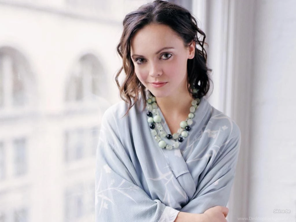 Christina Christina Ricci Wallpapers (2166643) Fanpop