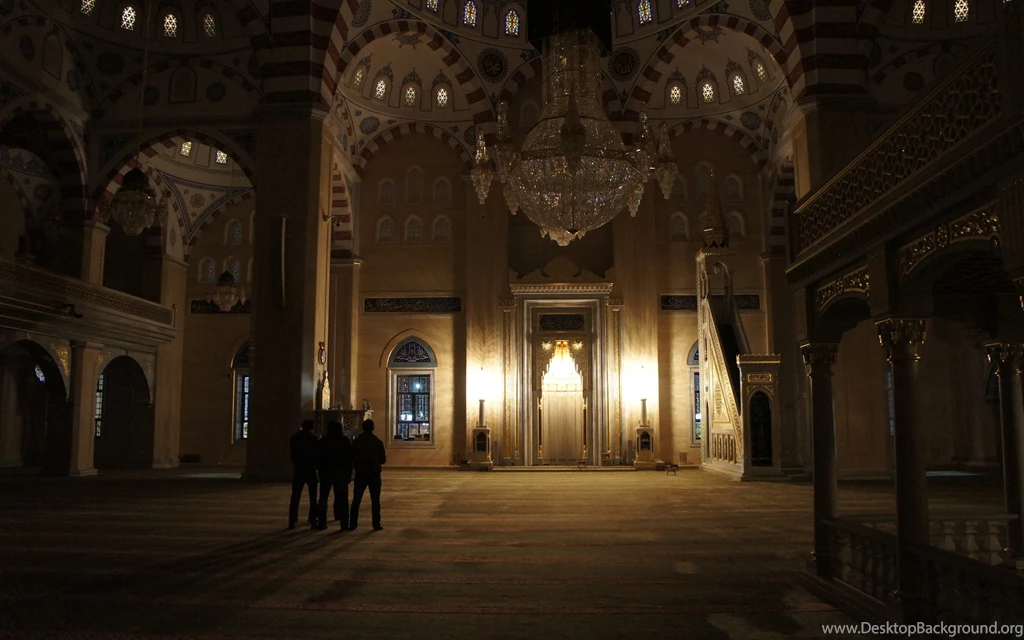 Hall In The Mosque Wallpapers And Images Wallpapers, Pictures ...